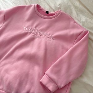 oversized light pink embroidered crewneck